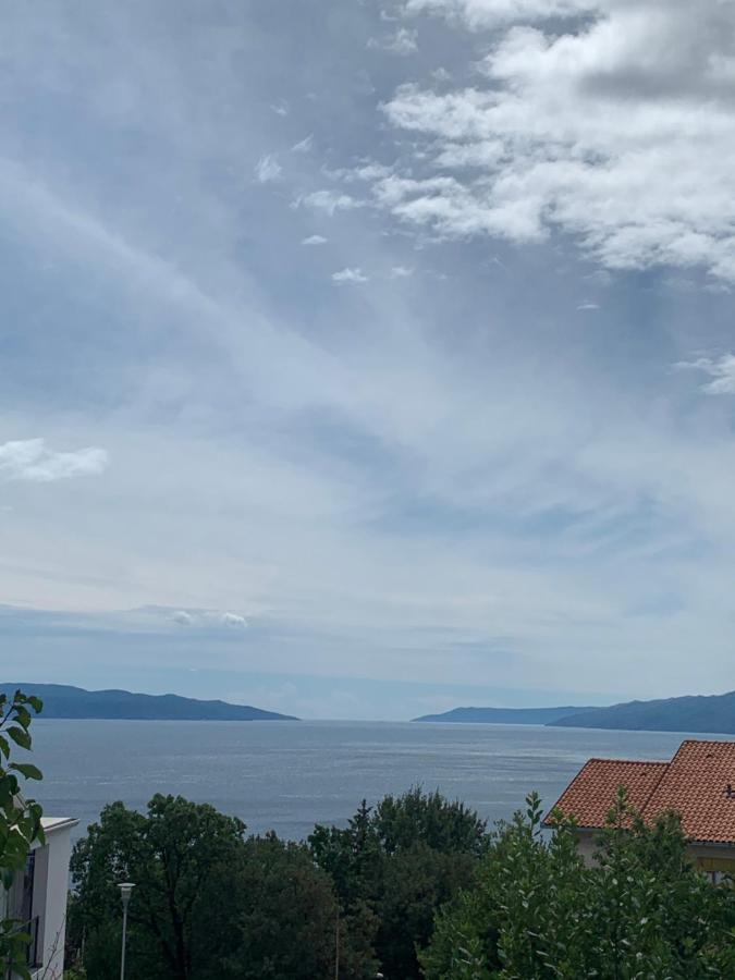 Deluxe Apartment Dora With A Private Parking, Terrace And See View Fiume Esterno foto