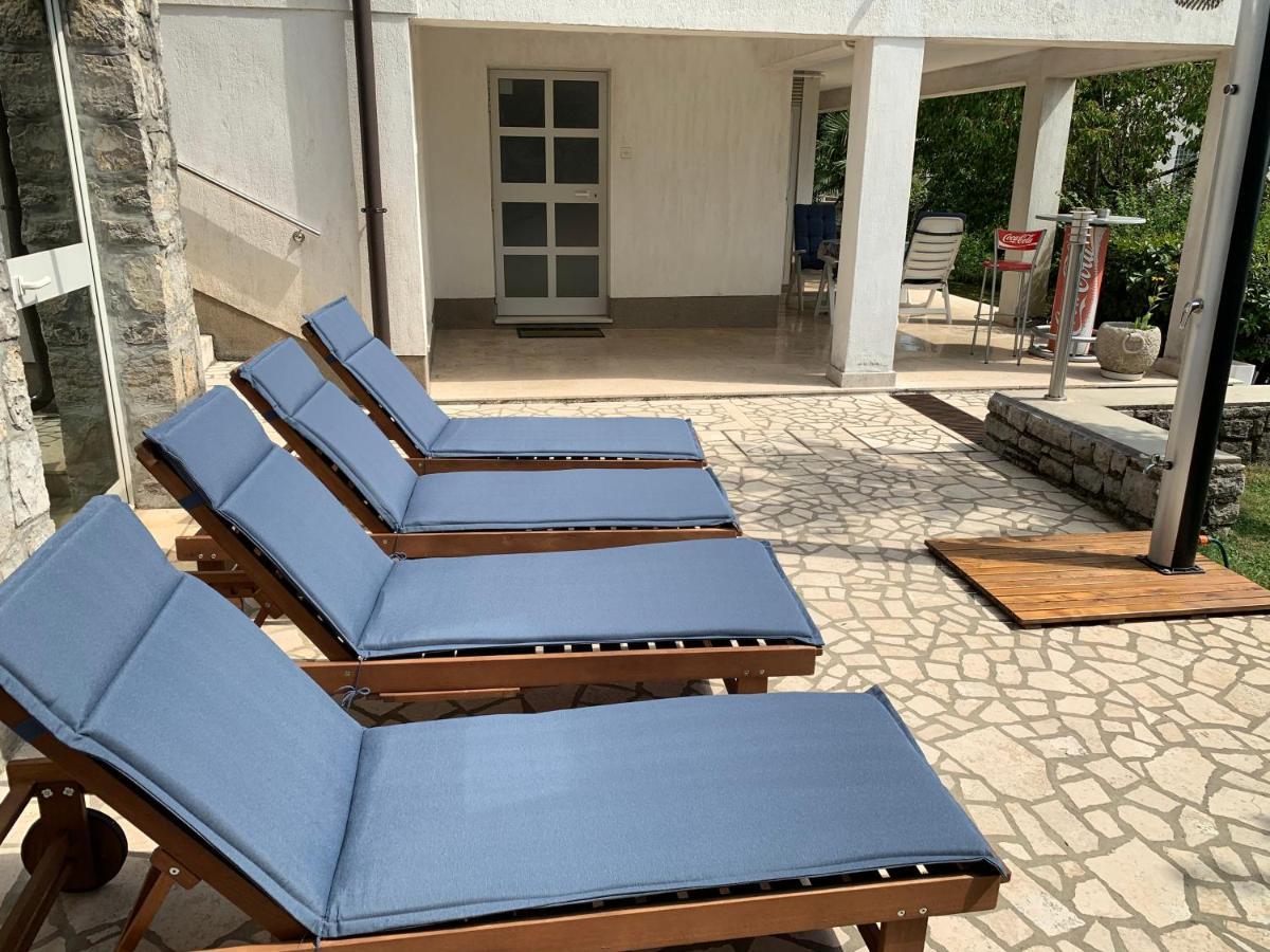 Deluxe Apartment Dora With A Private Parking, Terrace And See View Fiume Esterno foto