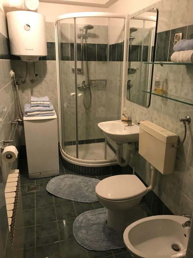 Deluxe Apartment Dora With A Private Parking, Terrace And See View Fiume Esterno foto