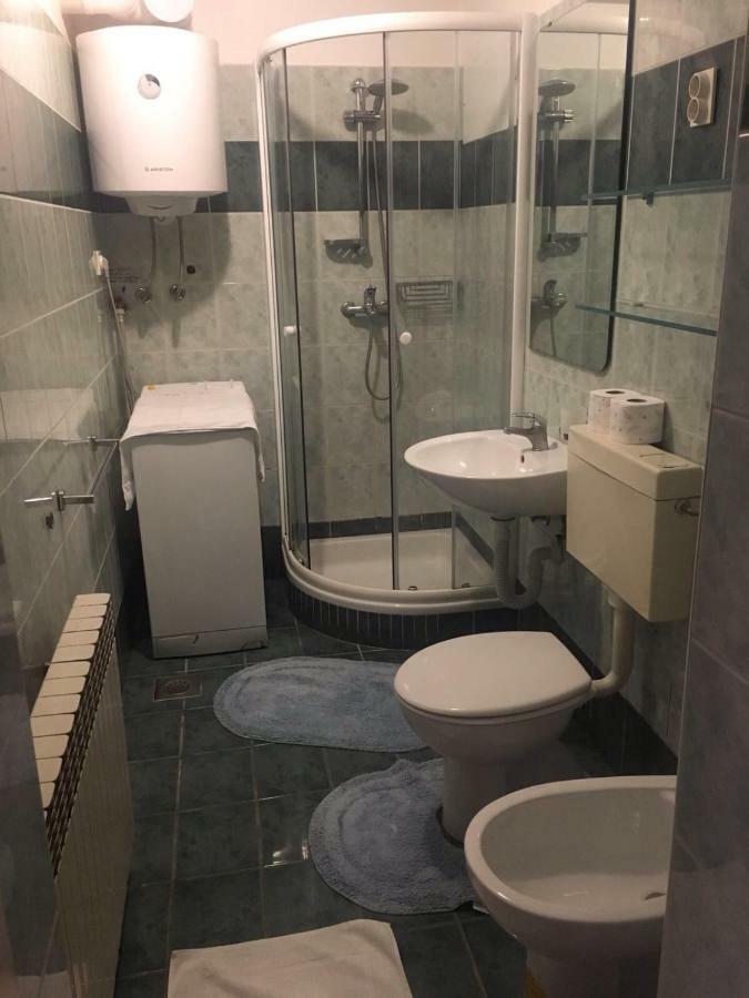 Deluxe Apartment Dora With A Private Parking, Terrace And See View Fiume Esterno foto
